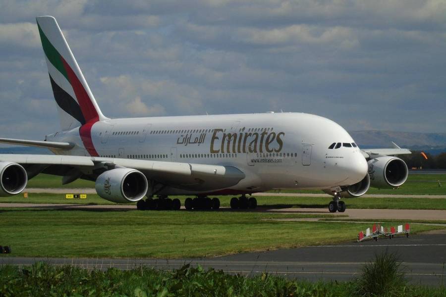 Linie lotnicze Emirates jak zaplanować podróż i co warto wiedzieć